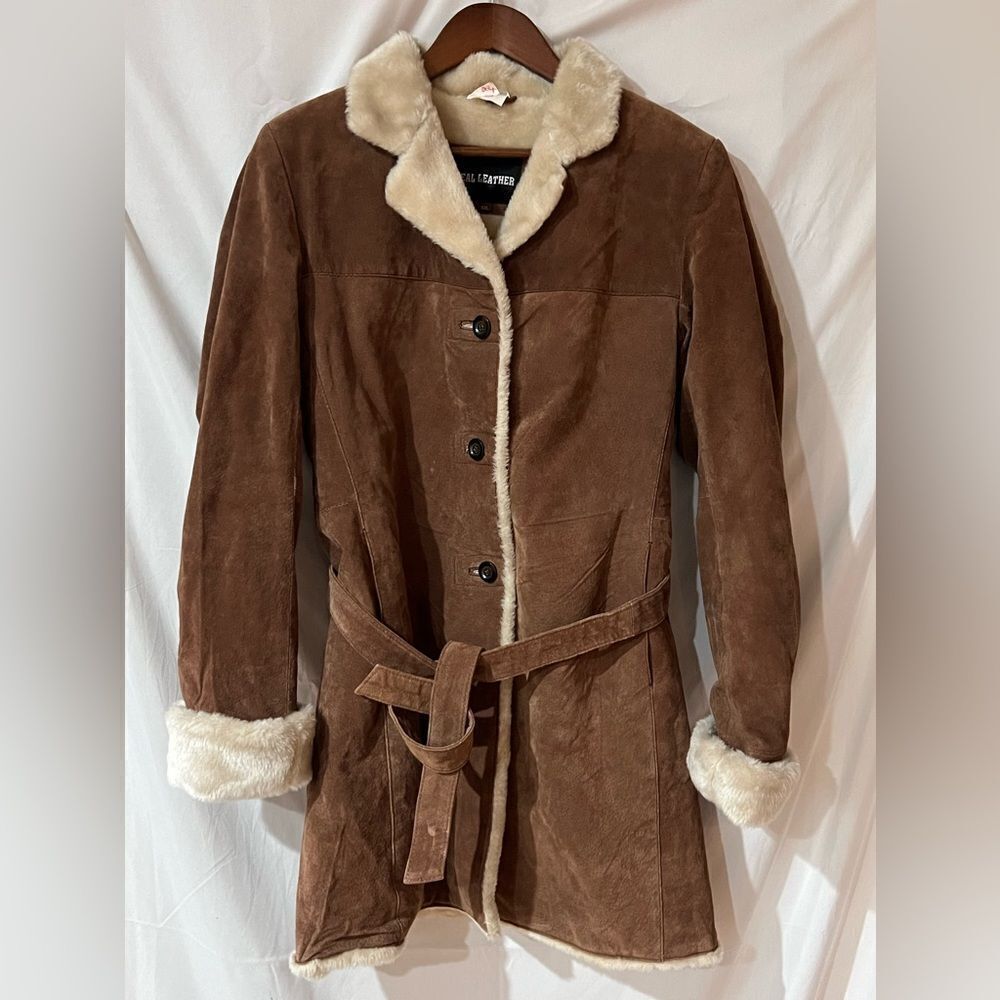 EUC Vintage Yellowstone Real Leather 3 button w/belt Coat dry cleaned Size XXL